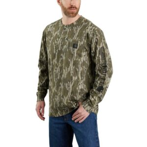 Carhartt Loose Fit Heavyweight Long-Sleeve Pocket Camo Logo Graphic T-Shirt – 105483 Mossy Oak® Bottomland Camo