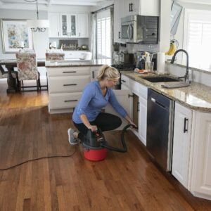 CRAFTSMAN 2.5 gal Corded Wet/Dry Vacuum 3 amps 120 V 1.75 HP CMXEVBE17250 - Image 5
