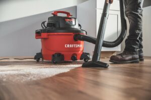 CRAFTSMAN 12 gal Corded Wet/Dry Vacuum 10.5 amps 120 V 6 HP CMXEVBE17594 - Image 5