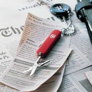 Victorinox Classic SD Red 420 HC Stainless Steel 2.25 in. Multi-Function Knife - Image 4