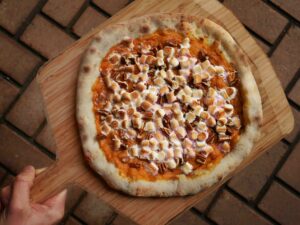 Ooni 14” Bamboo Pizza Peel – Lightweight Smooth Wooden Serving Board - Image 7