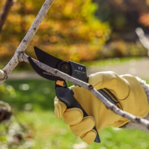Woodland Tools Co. Duralight Compact Adjustable Bypass Pruning Shears, Gardening Hand Pruner, Plant Shears, Flower Clippers, Secateurs (05-2002-100) - Image 4