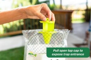 RESCUE! Big Bag Fly Trap � Disposable, Outdoor Use – 4 Traps - Image 3