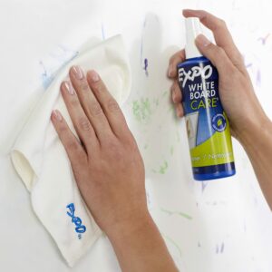 EXPO Dry Erase Whiteboard Cleaning Spray, 8 oz. - Image 4