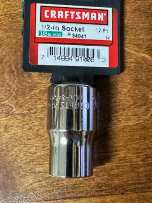 Craftsman 1/2 in. X 1/2 in. drive SAE 12 Point Standard Shallow Socket USA - Image 3