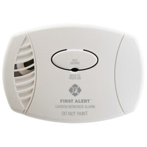 First Alert Plug-in Electrochemical Carbon Monoxide Detector