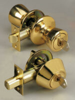 Home Plus Polished Brass Knob and Deadbolt Set