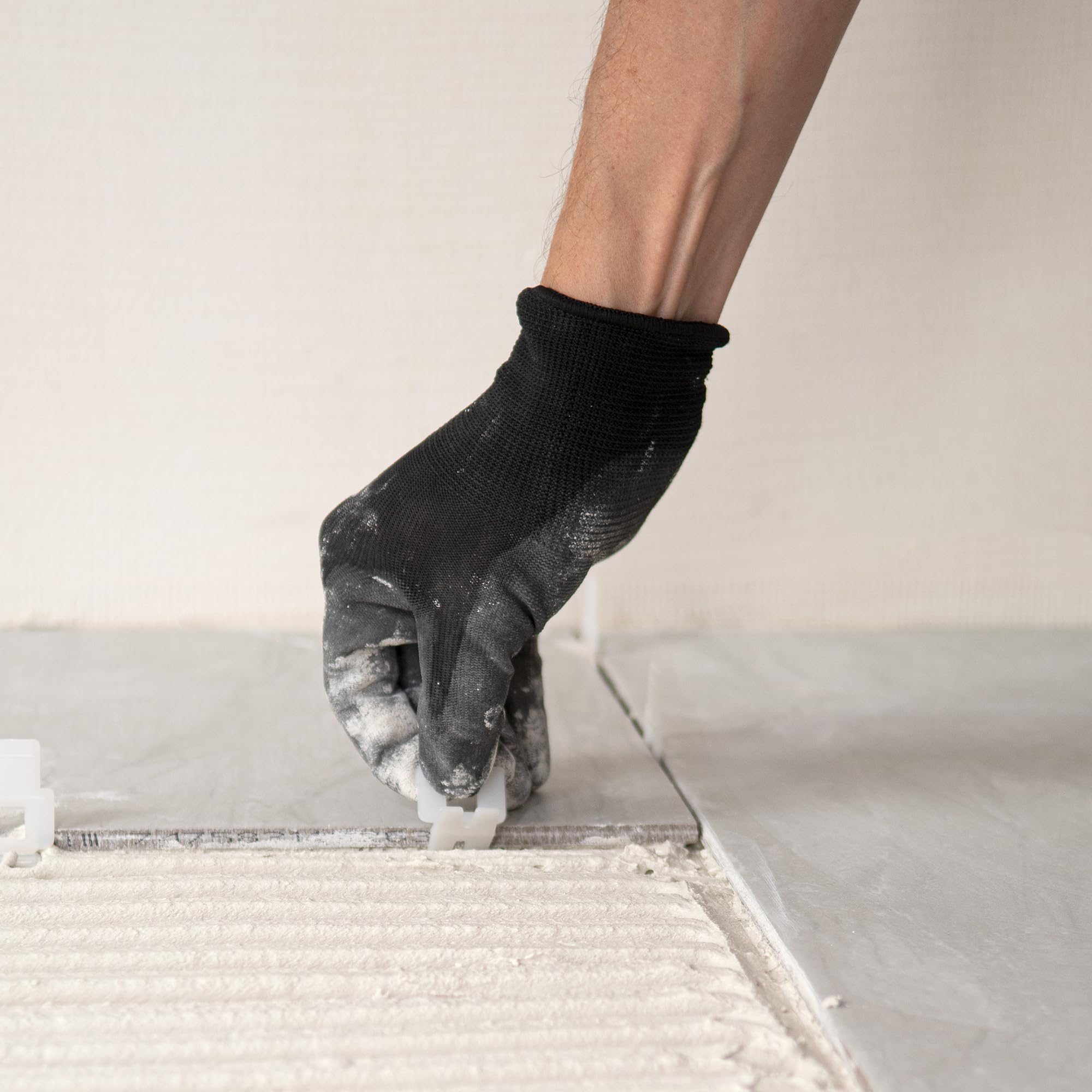 QEP Lash 1.52 in. H X 0.75 in. W X 1.27 in. L Plastic Tile Spacer Clips 100 pk - Image 2