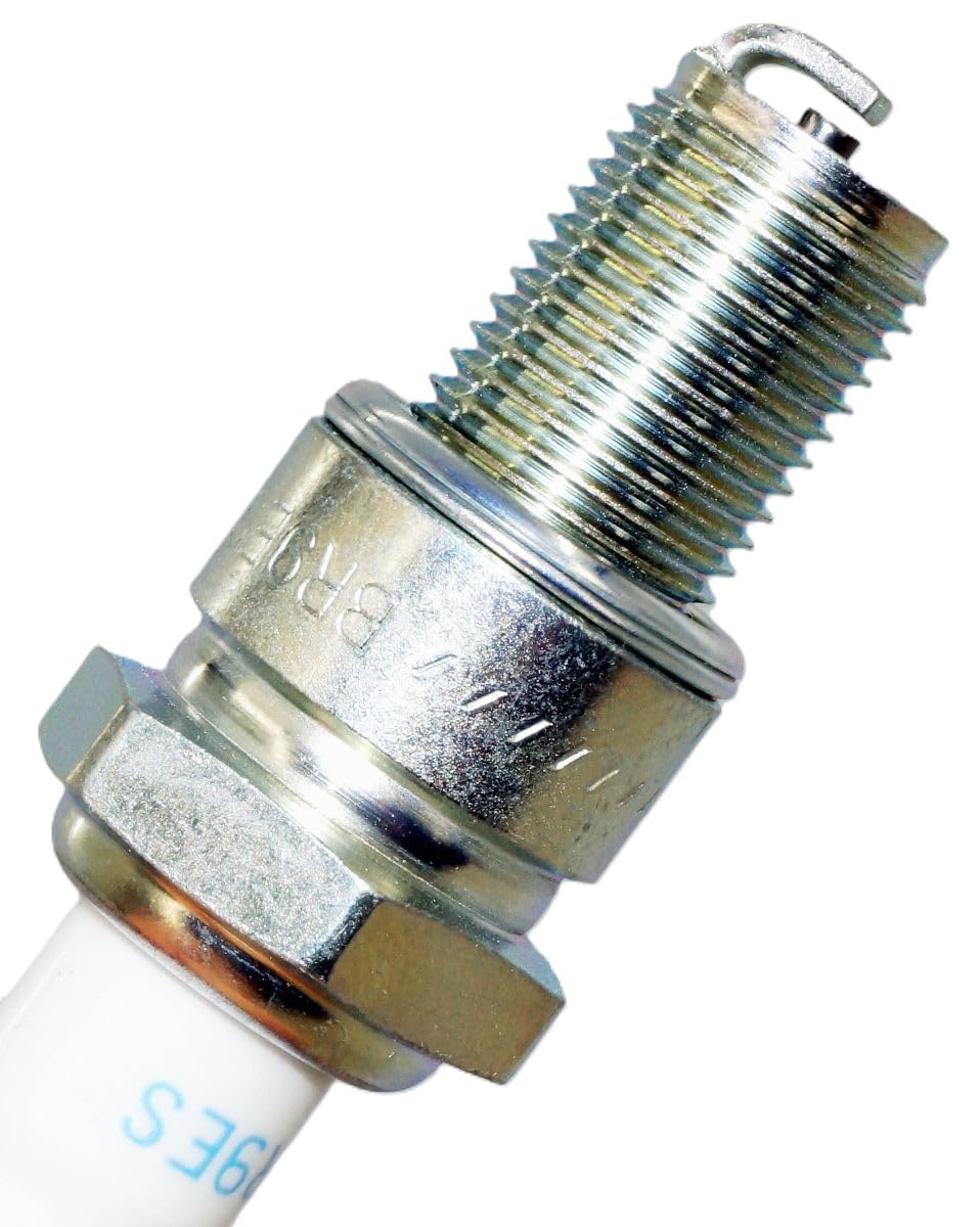 NGK BR9ES Standard Spark Plug 5722 (Pack of 4) - Image 4