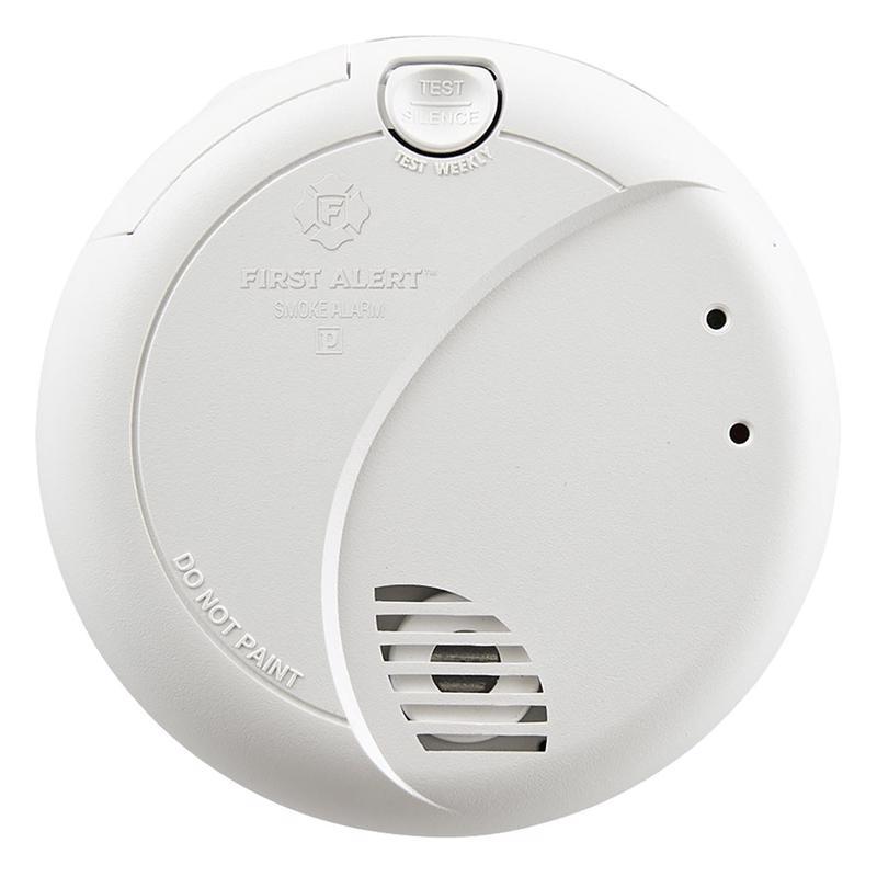 First Alert Hard-Wired w/Battery Back-up Photoelectric Smoke/Fire Detector 7010B